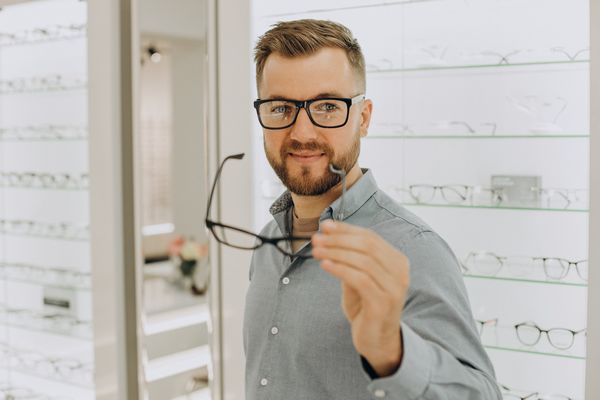 Lunettes de vue et lunettes solaires  Airvault